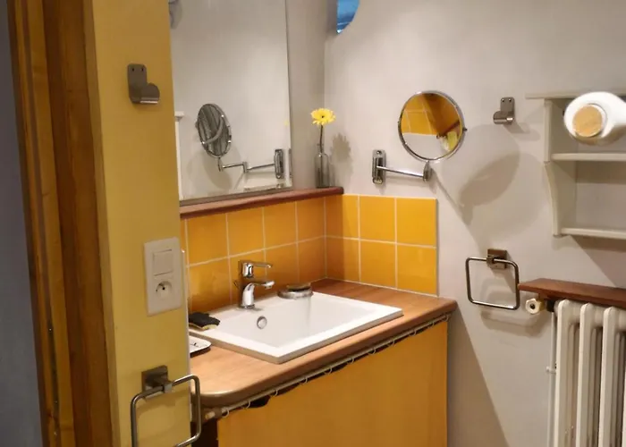 Bed and Breakfast Plumes D'art